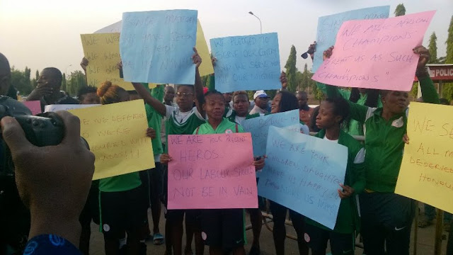 President Buhari Orders Finance Ministry To Pay Falcons Today